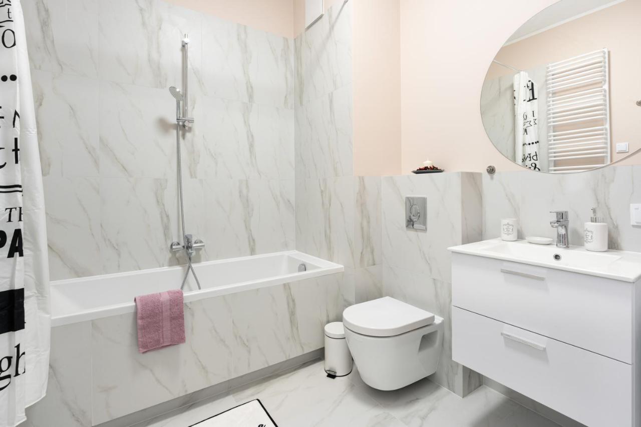 Superapart Aignera Apt 4, Family Friendly Oasis Warsawa Bagian luar foto
