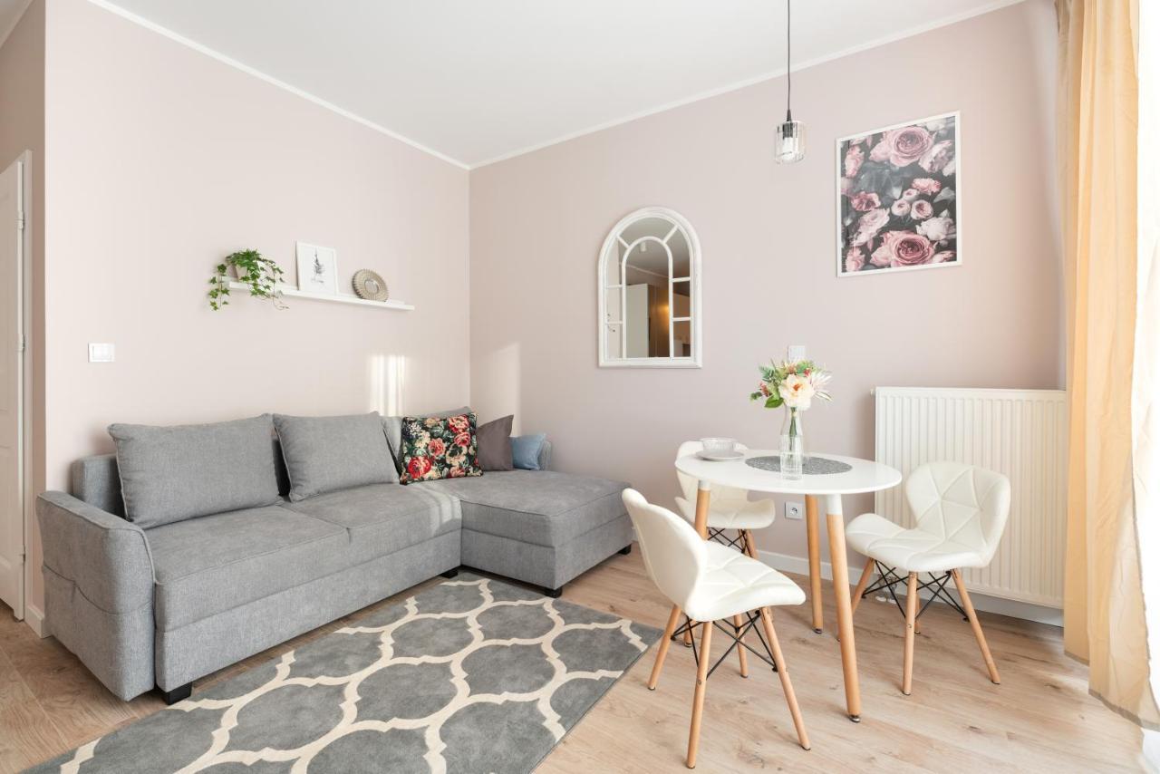 Superapart Aignera Apt 4, Family Friendly Oasis Warsawa Bagian luar foto